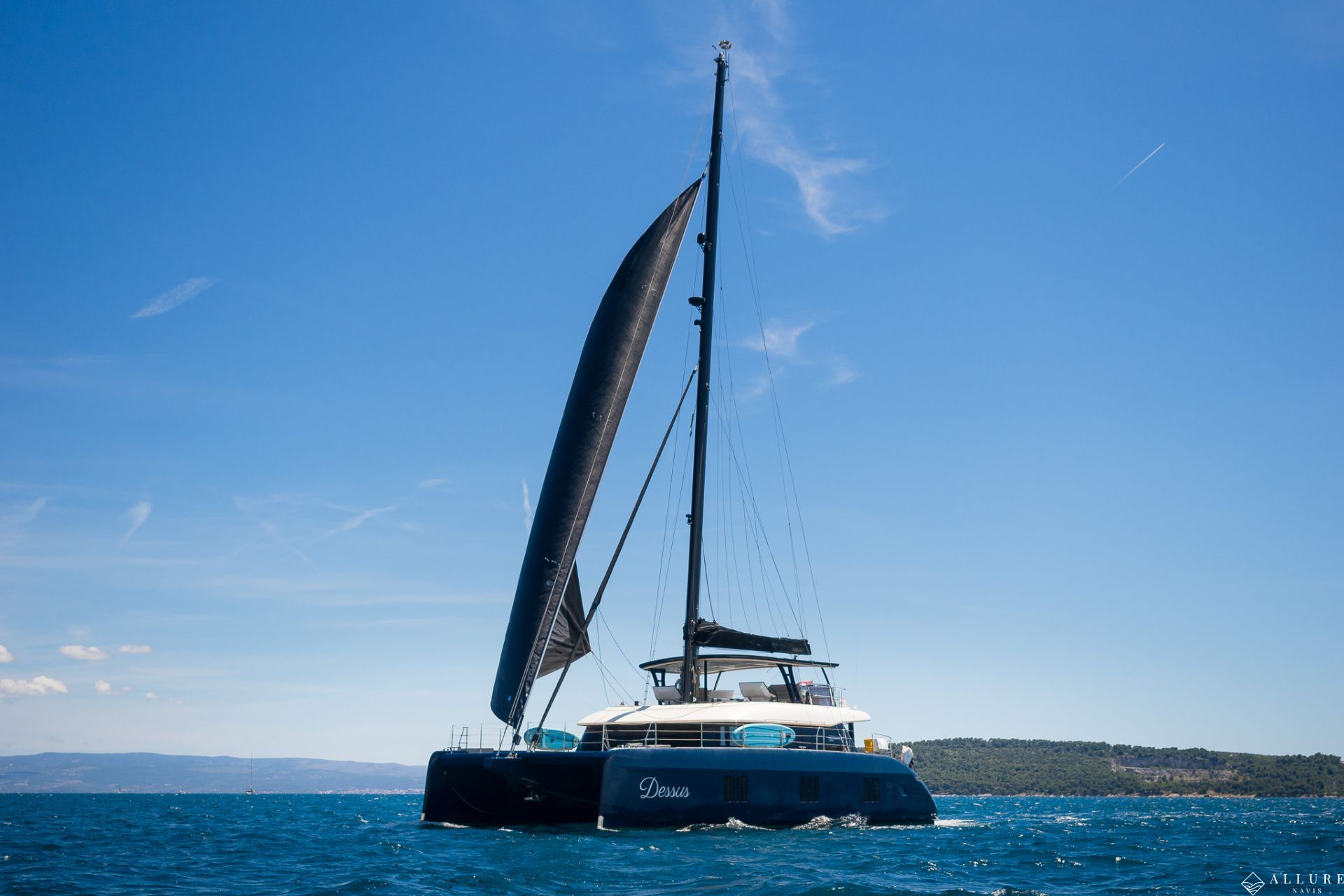 Entdecken Sie den luxuriösen Sunreef 60 Dessus Yachtcharter in Kroatien