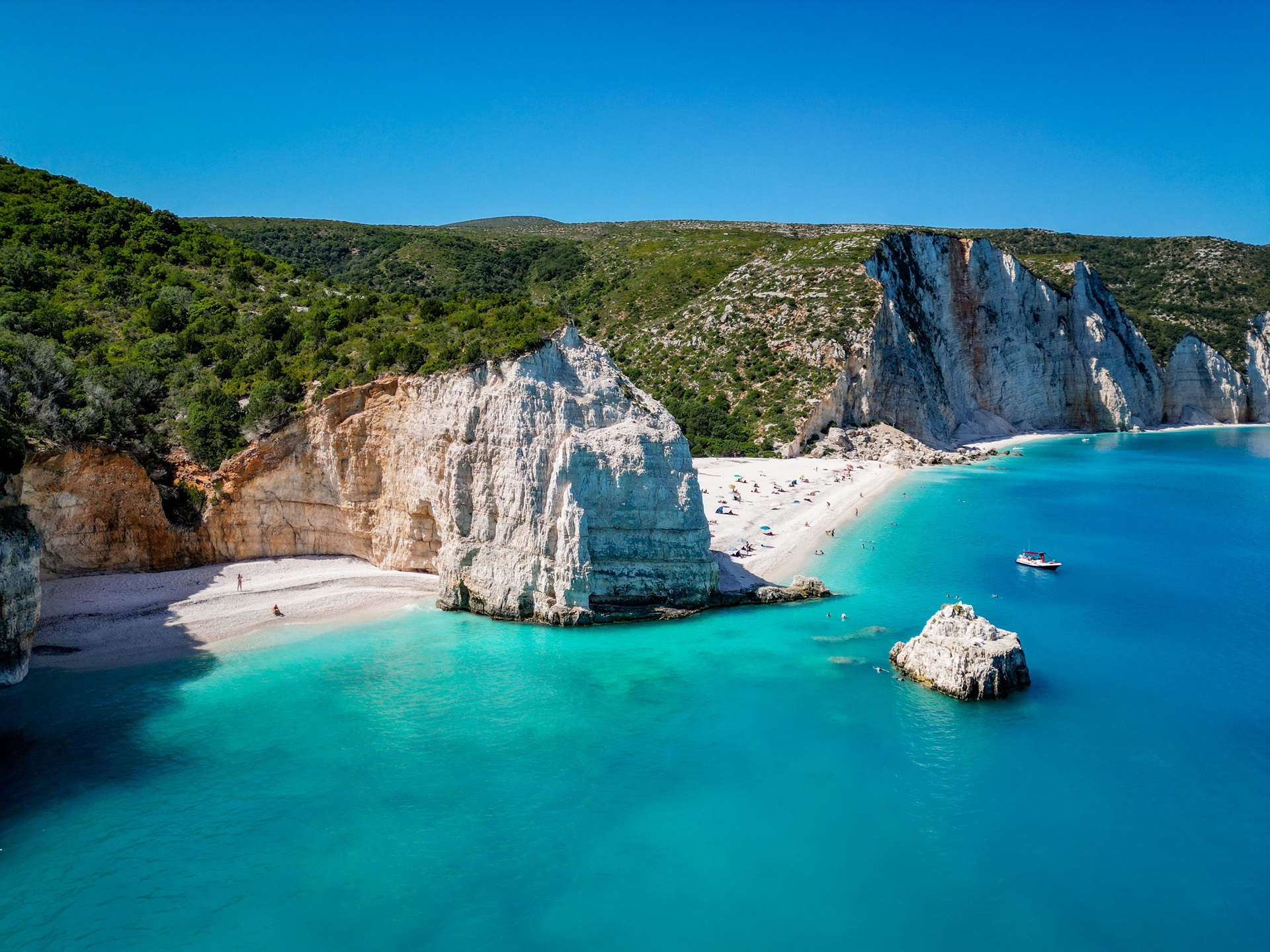 Kefalonia: Nature's Masterpiece in the Ionian Sea