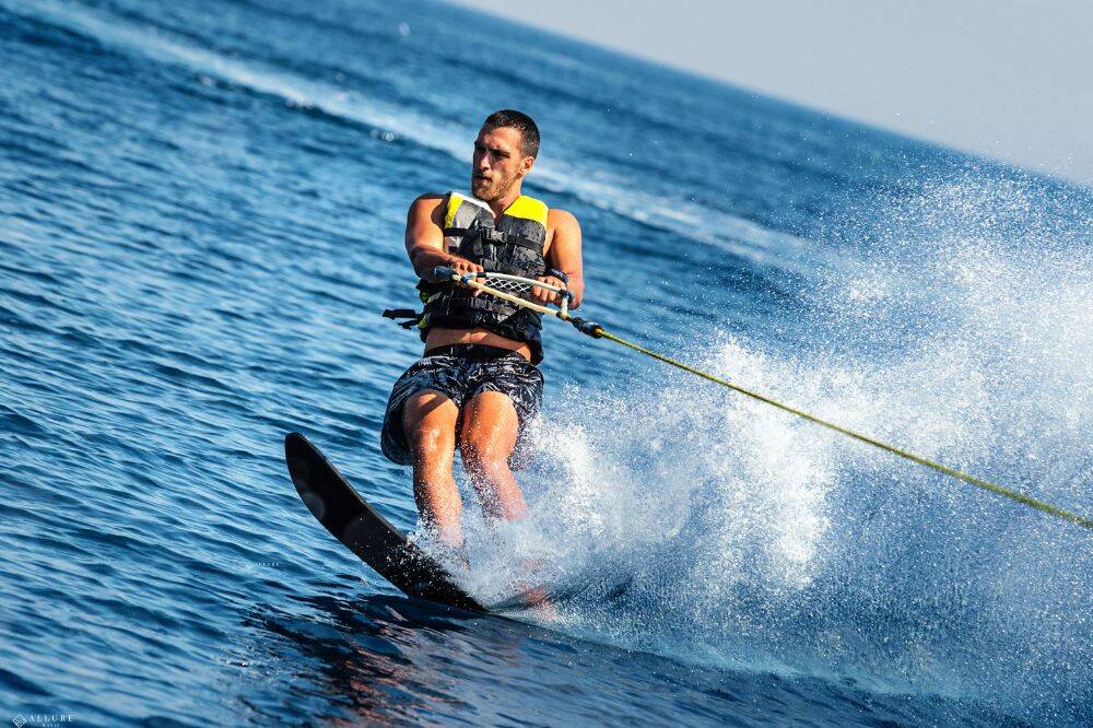 Wakeboarding: Master the Waves