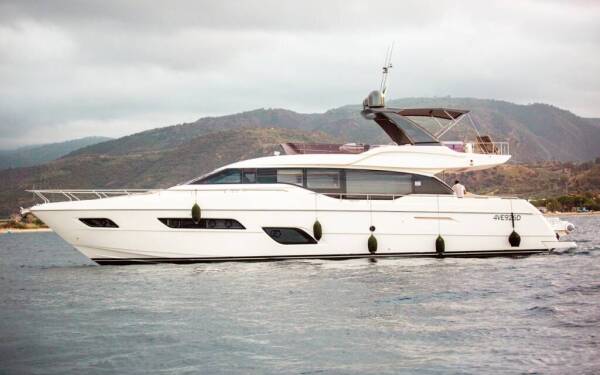 Ferretti 700 Sea Sons