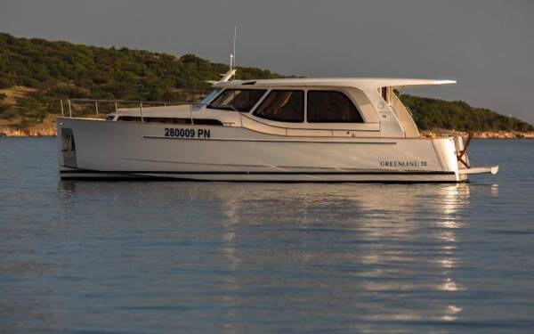 Greenline 33 Ondine