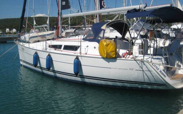 Sun Odyssey 32i Little Hanni