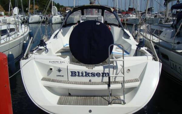 Sun Odyssey 36i Performance Bliksem